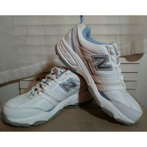 NEW BALANCE 409 WOMENS WHITE TRAINING SHOES SZ 8.5B